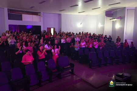 Secretaria Municipal de Saúde realiza palestra-show em alusão ao Outubro Rosa